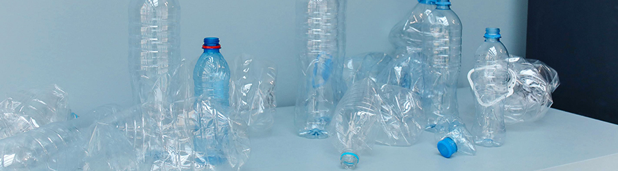 El Impacto Ambiental de las Botellas de Agua Desechables